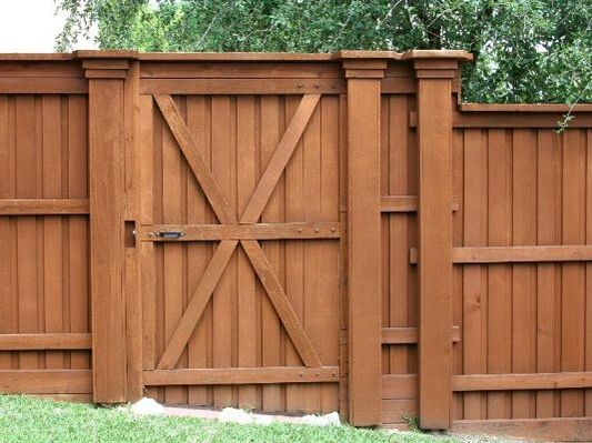 light brown wood fence and gate in Milton Ontario
